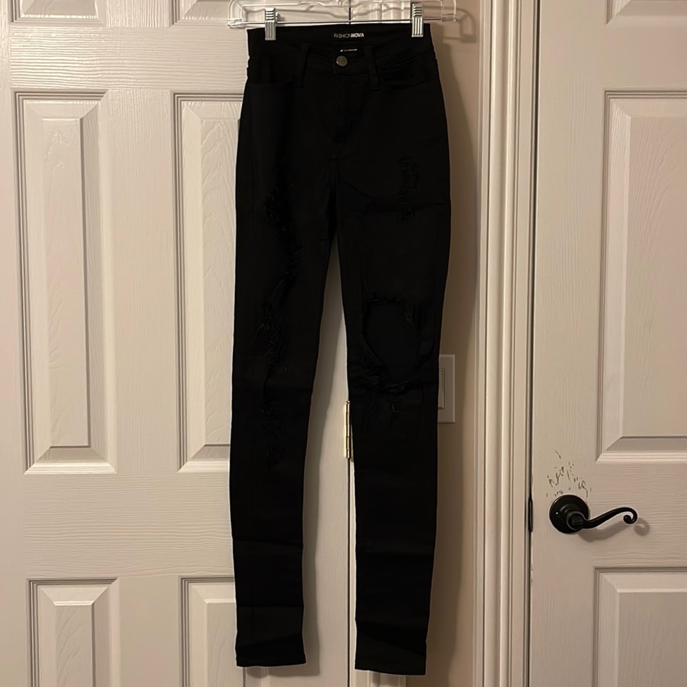 Fashion Nova ripped stretchy pants